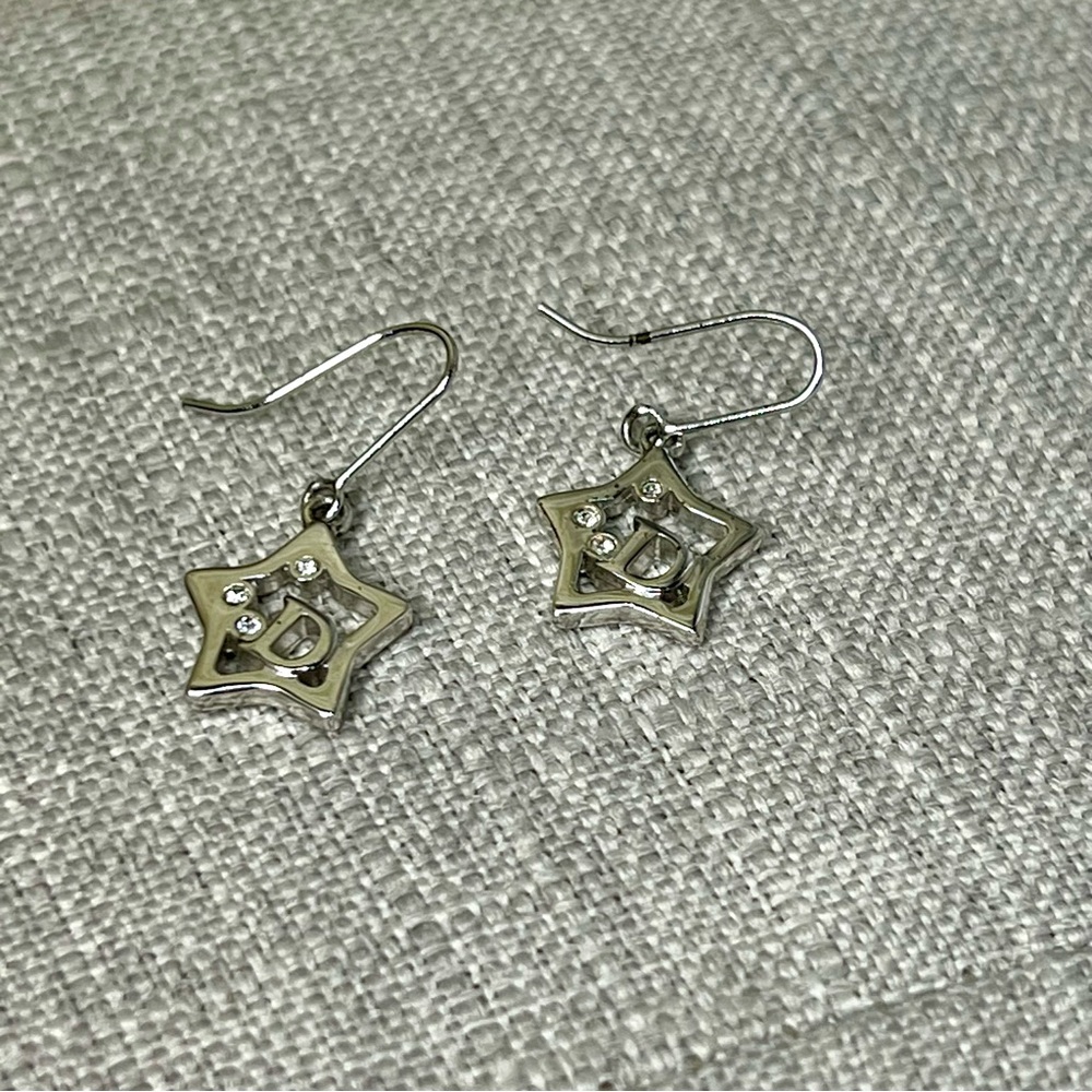 Christian Dior Star Shaped Dangle Earrings - Picture 4 of 5